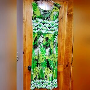 Green Patterned Sleeveless Sun Dress